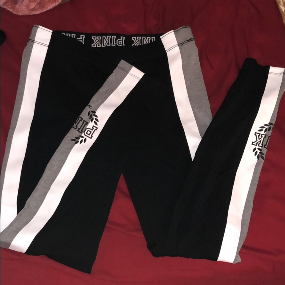 Pink yoga leggings